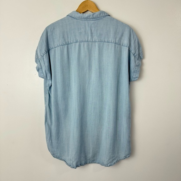 Soft Surroundings Je Veux Tencel Button Down Shirt Size Medium Chambray - Picture 8 of 8